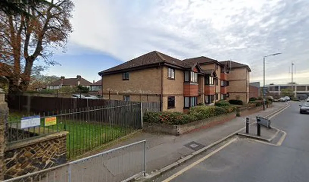 Bhalla Dr V