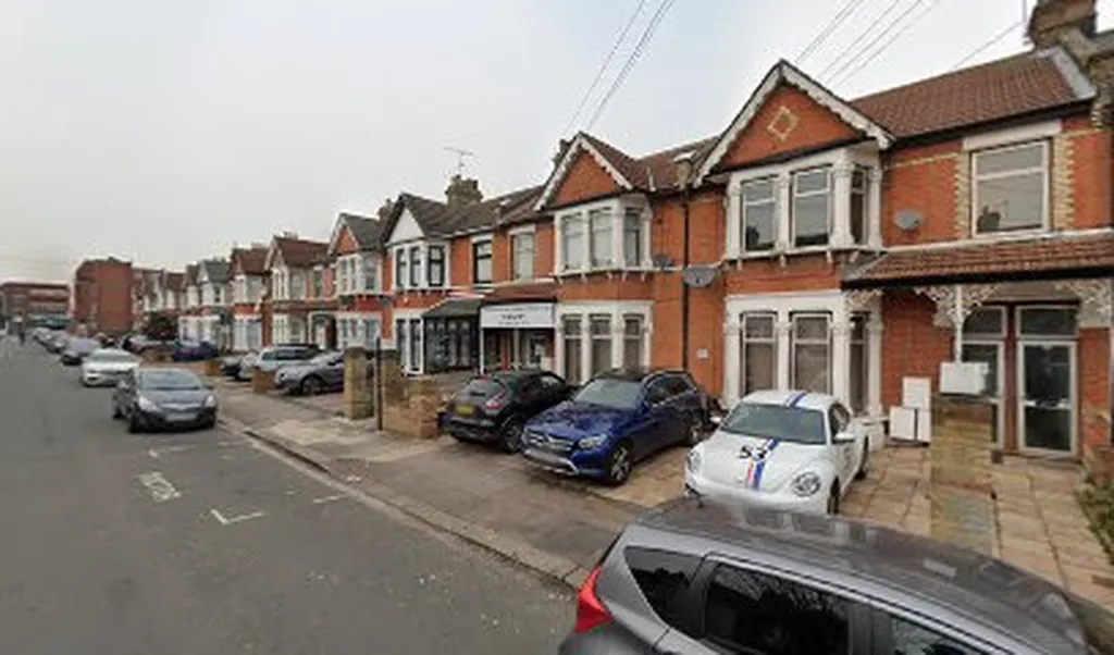 Castleton Road Health Centre Dr M Quraishi Surgery
