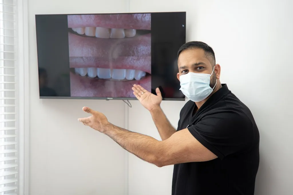 Dental Beauty Lee