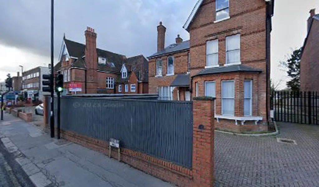 Diamond Smile - Beulah Hill Dental Centre