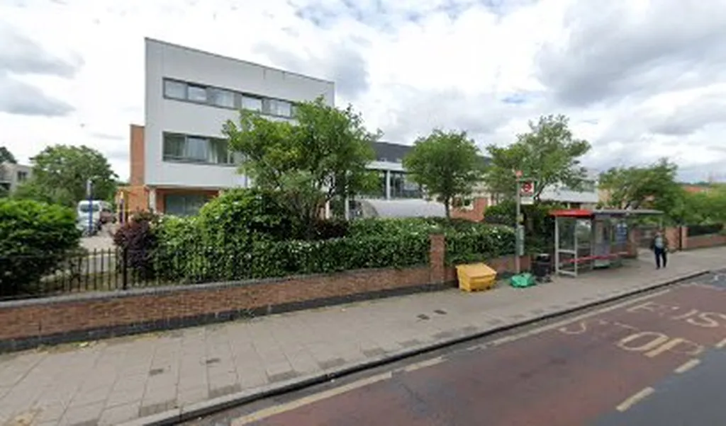 Dr A Karim - Queenswood Medical Practice