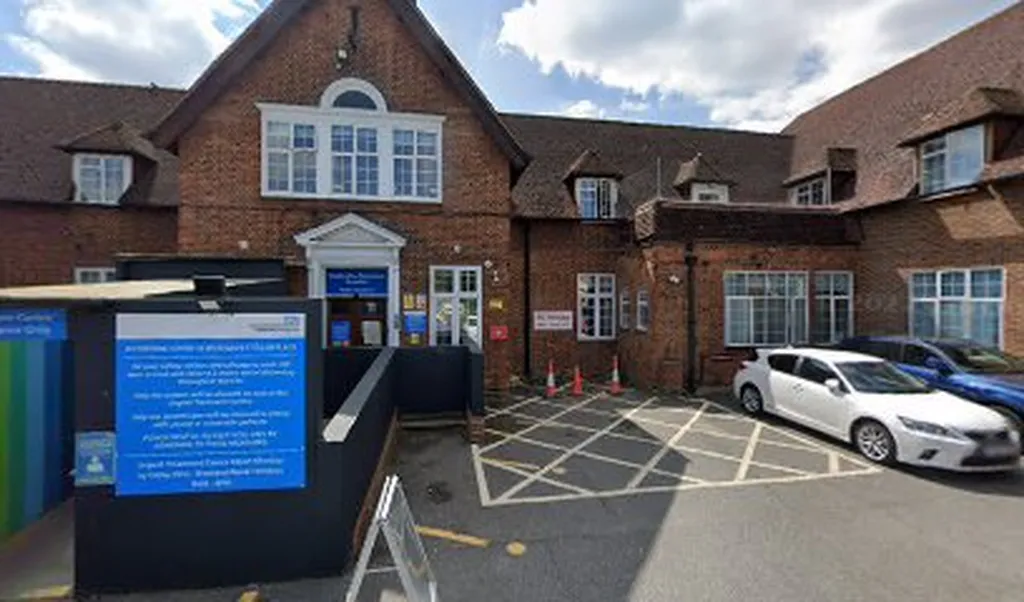 Dr B Momic - Teddington Memorial Health Centre