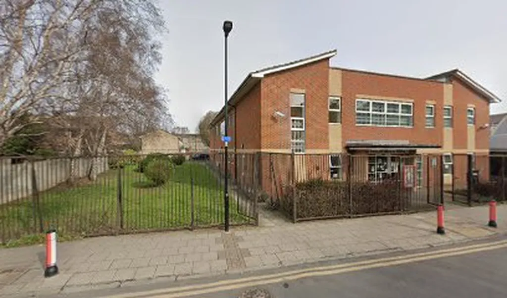 Dr I A Smith - Star Lane Medical Centre