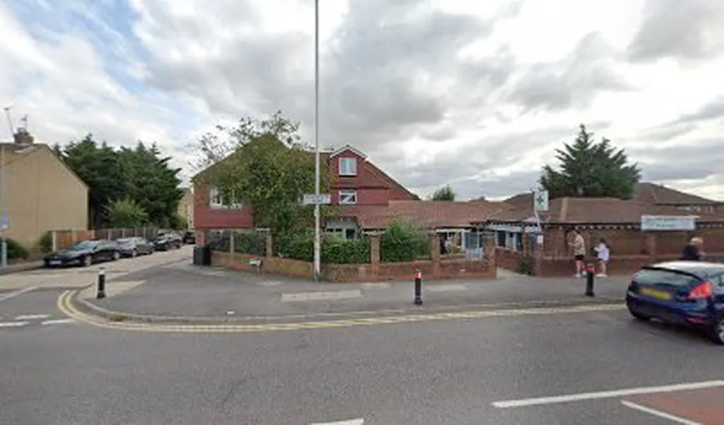 Dr J M Pechan - Chigwell Medical Centre