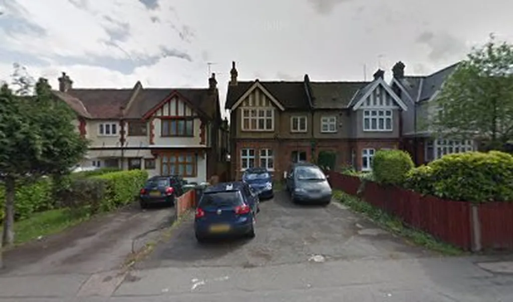 Dr P Velayuthan - Chinbrook Surgery