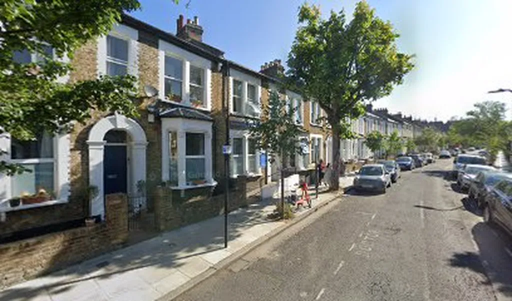 Dr R L Gangola - Barretts Grove Surgery
