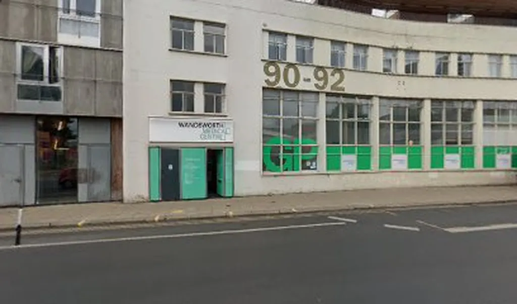 Dr S A Bobak - Wandsworth Medical Centre