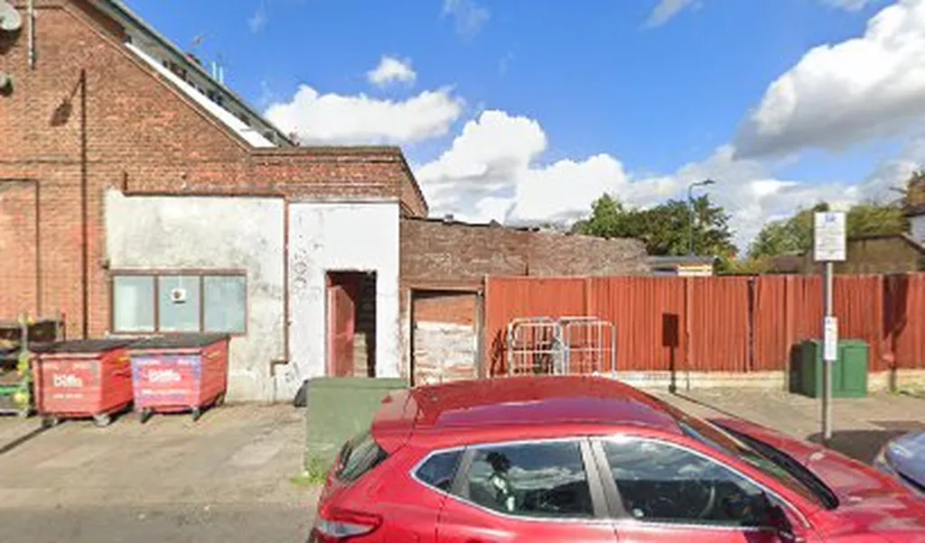 Dr S Ali - Uxendon Crescent Surgery