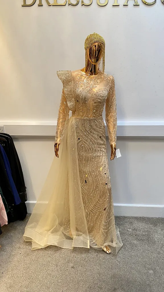 Dress up accessories Ltd