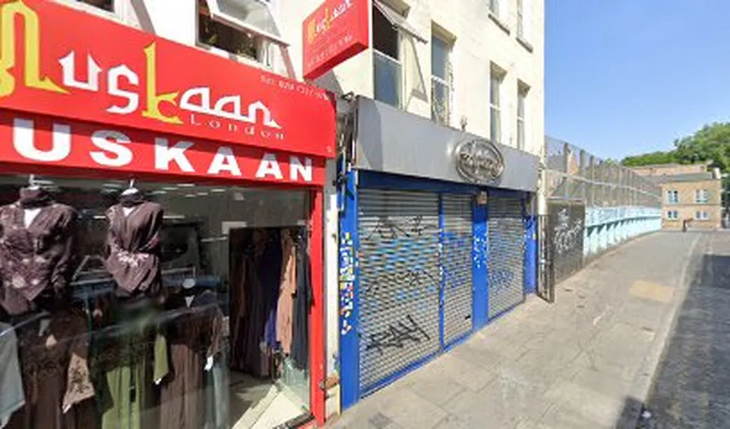 Dupion Clothing Store