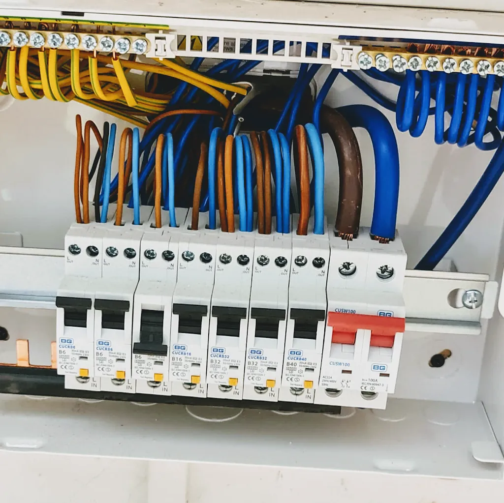 EICR PRO ELECTRICIANS