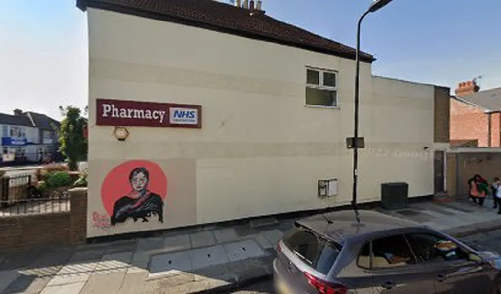 Gill Chemist