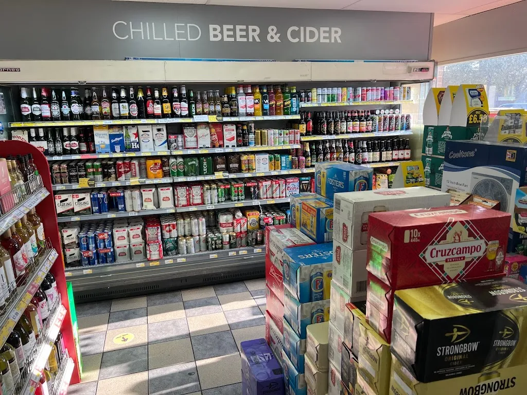 Grand drive store