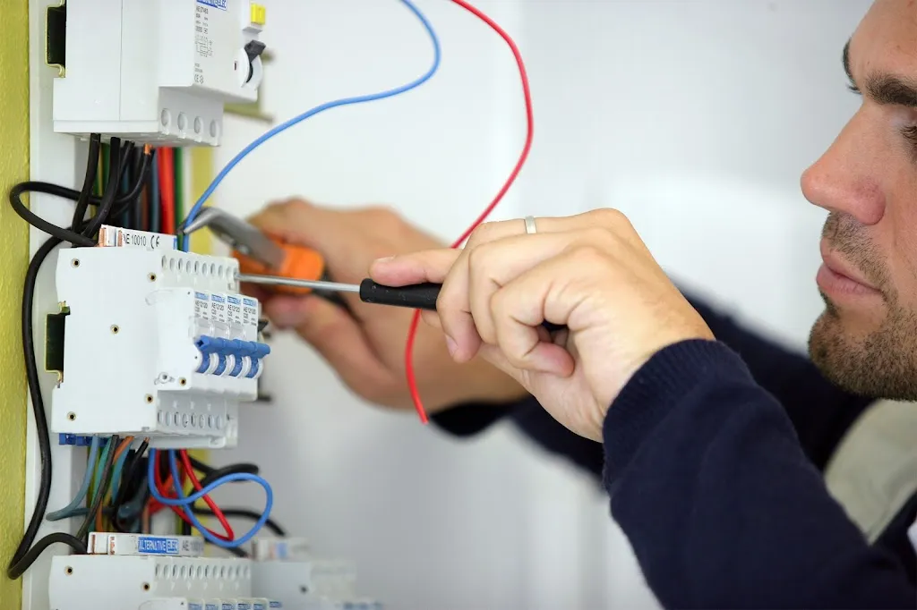 HandyExperts (formerly PGS Services)