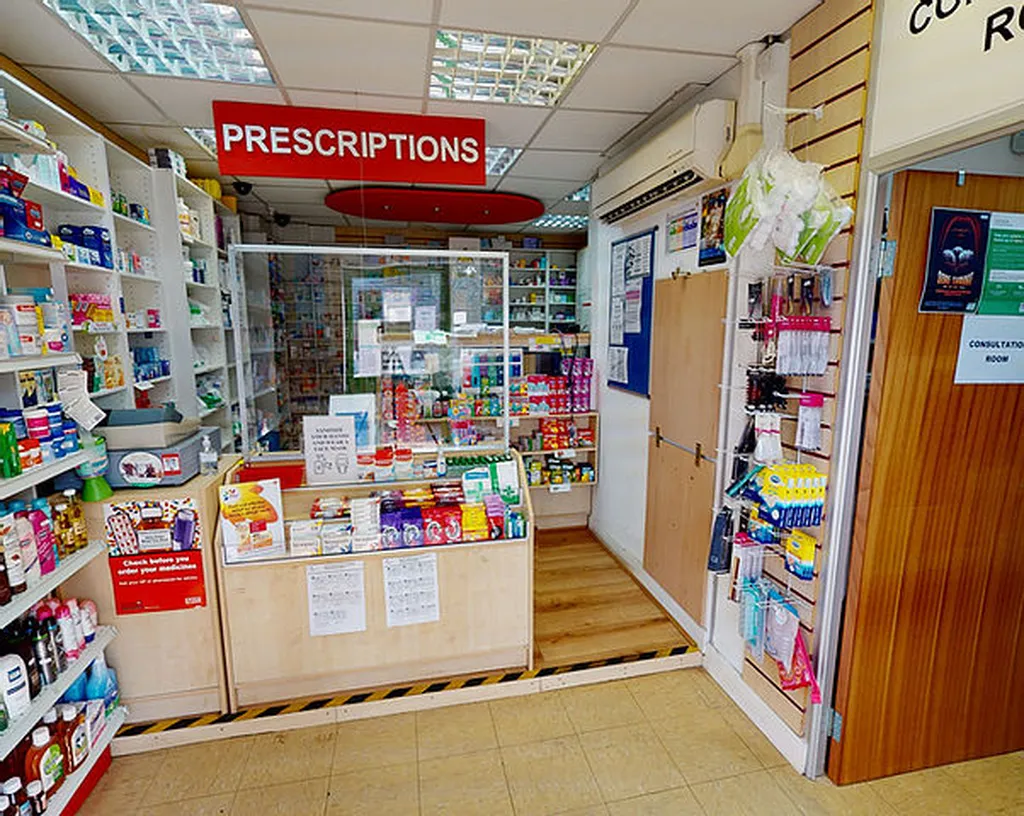 K L Pharmacy
