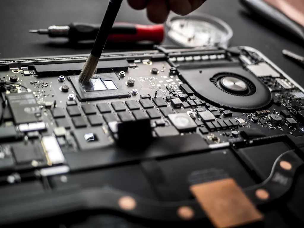 Laptop Spares & Repairs LTD