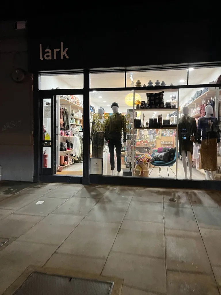 Lark Streatham