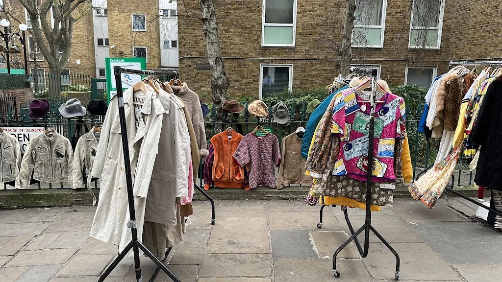 Leos boutique uk clothing popup stall