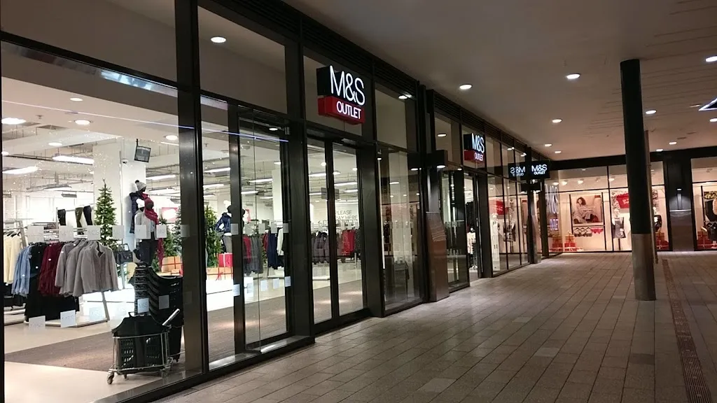 M&S Outlet
