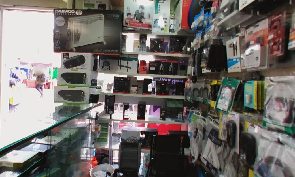 Mahin Electronics London