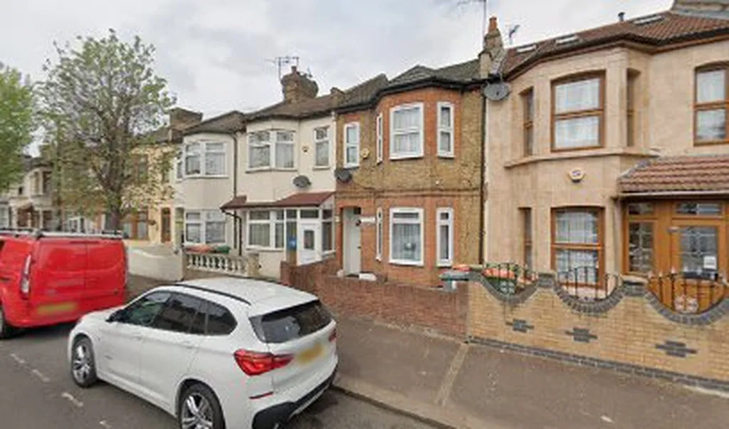 Newham Electricians