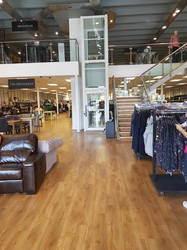 Next Outlet