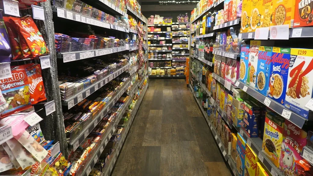 Nisa Local