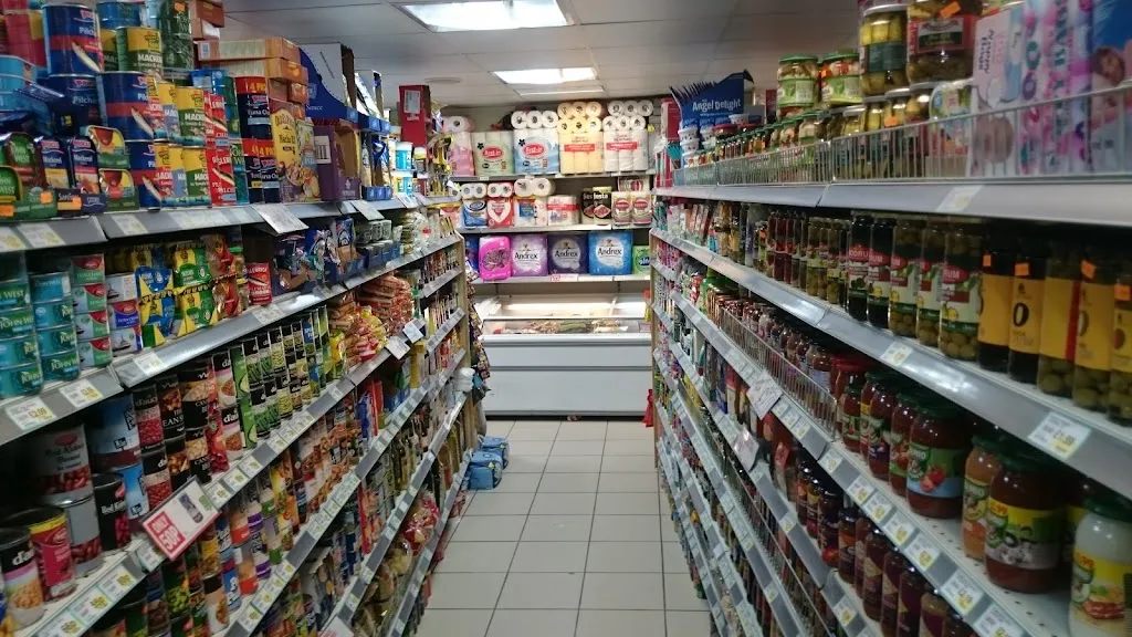 Nisa Local