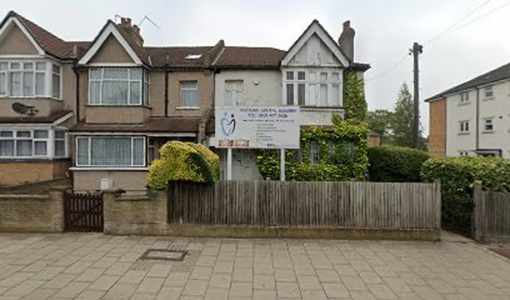 R Raeburn Dental Practice