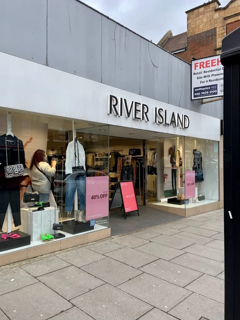 River Island