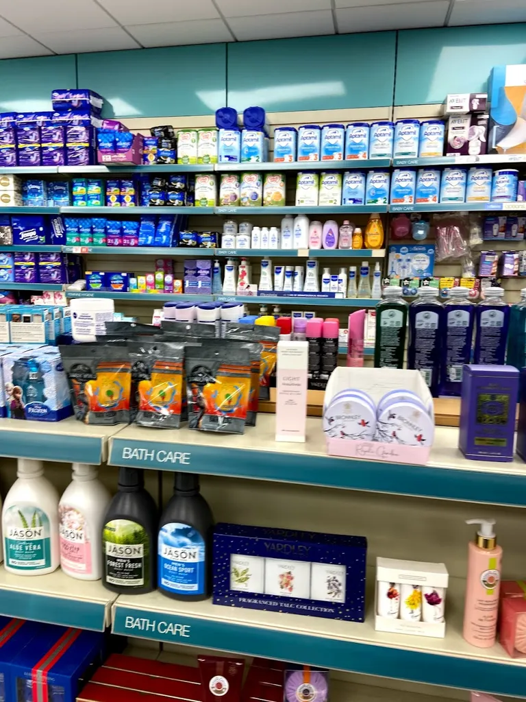 Sabel Chemist