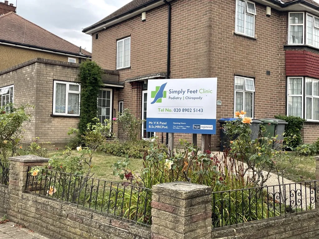 Simply Feet Clinic -V K Patel B.Sc, MRCPod, HCPC Registered (Wembley) 1 Simply Feet Clinic -V K Patel B.Sc, MRCPod, HCPC Registered (Wembley)