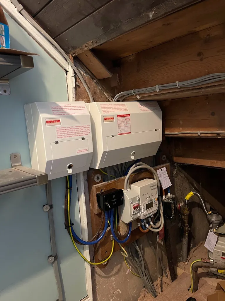 Ze-electrics Service ltd