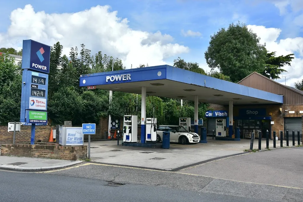Andrews Garage (Murco)