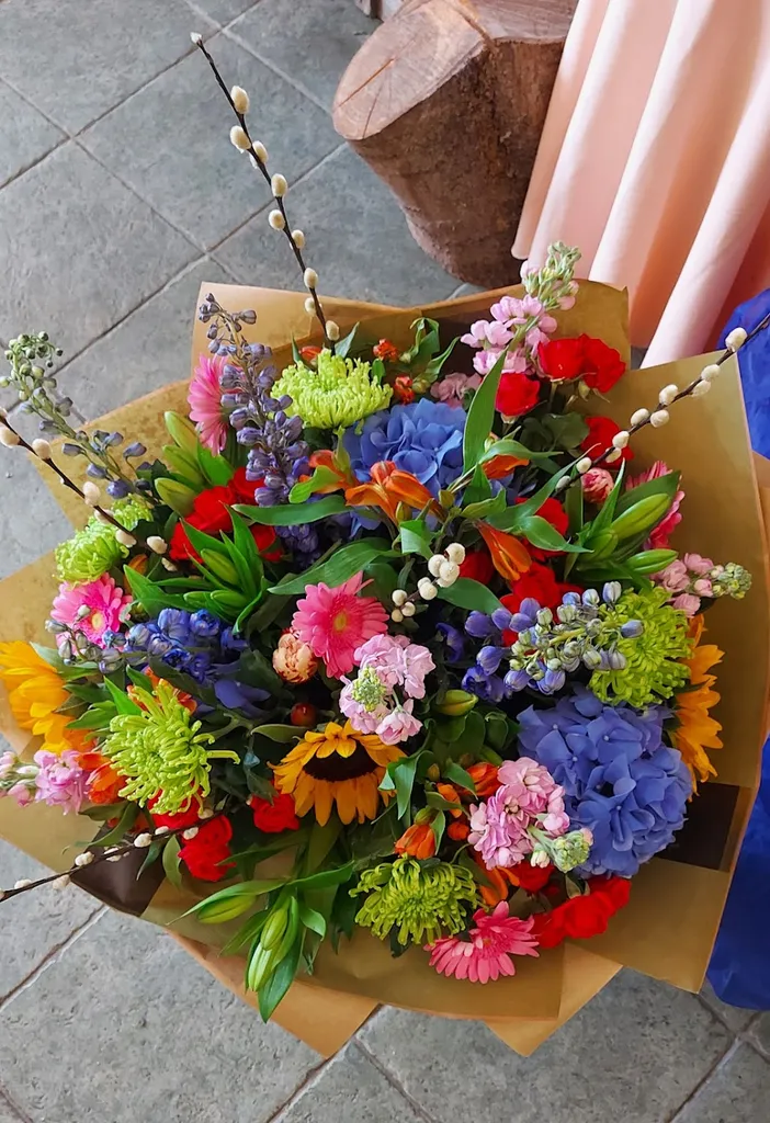 Annes & Inghams Florist