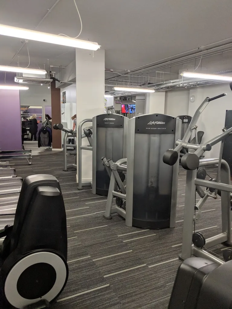 Anytime Fitness London (Clapham South)