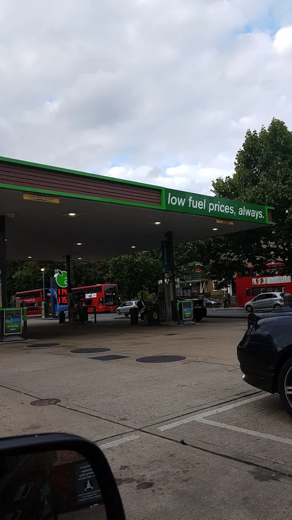 Applegreen Service Station