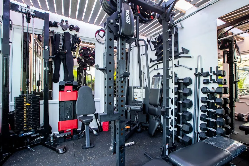 AZ FIT PRIVATE TRAINING STUDIO AND PHYSIO