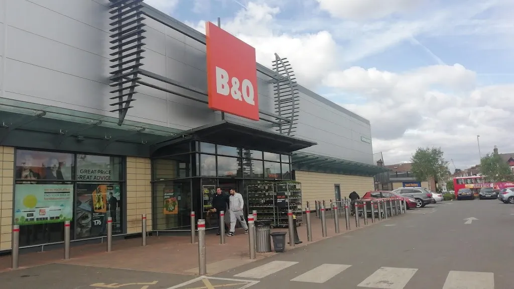 B&Q Tottenham