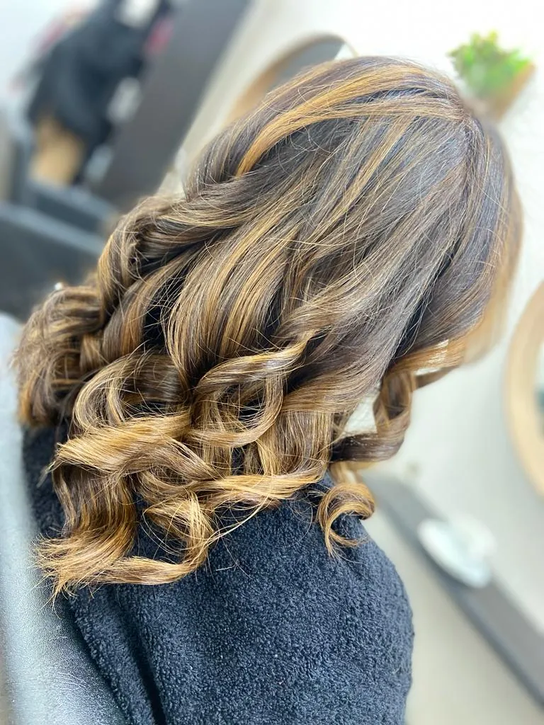 Boujee Unisex Hairdressers