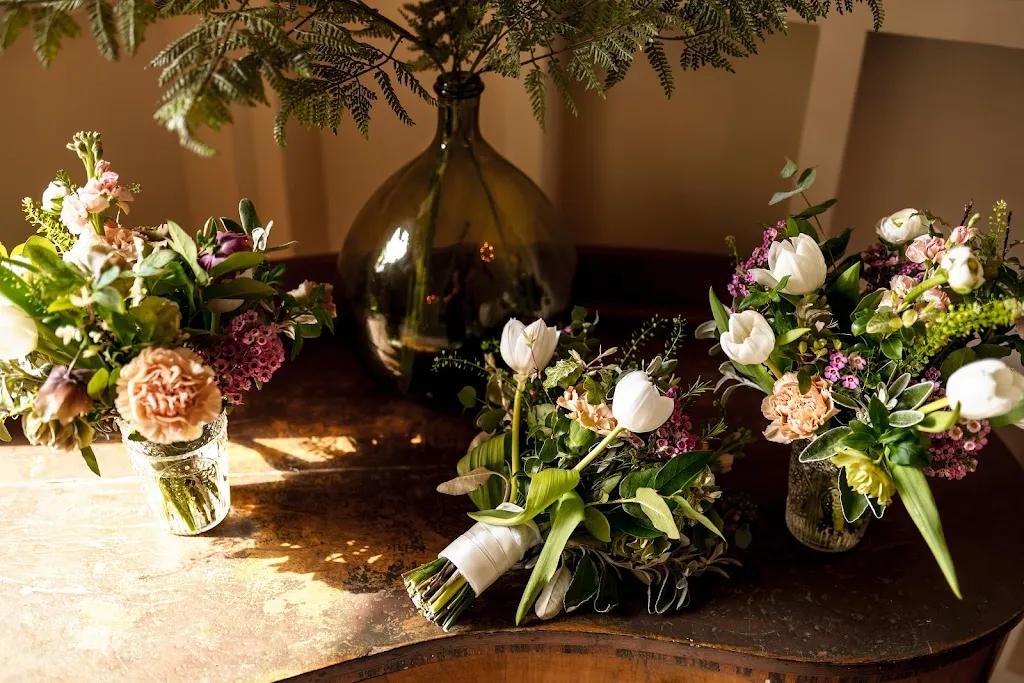 Boutique Blooms