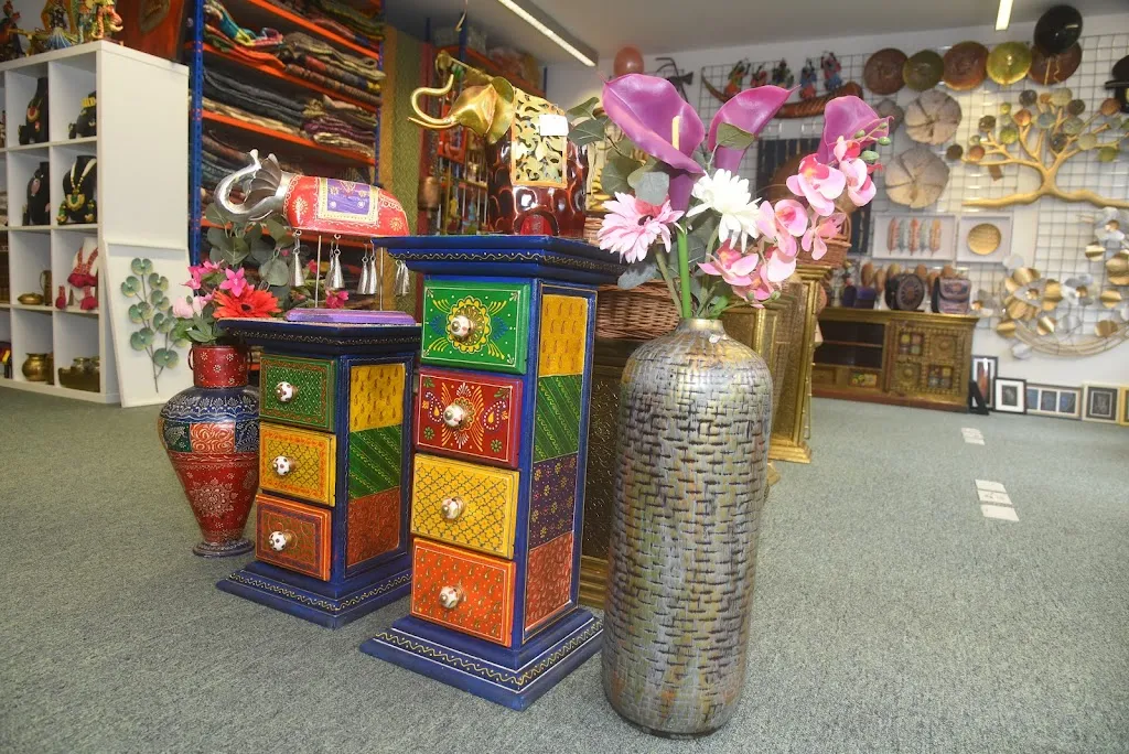Chamak Craft Art & Decor