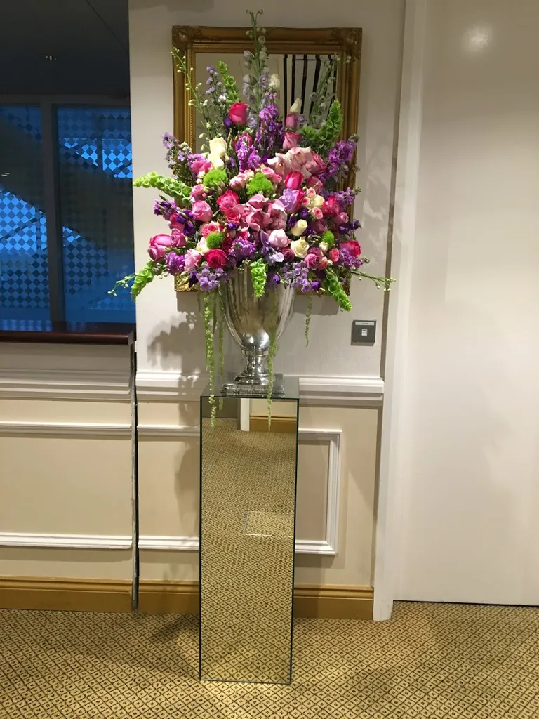 Christine Flowers & Ballons Design - Cheam, Sutton