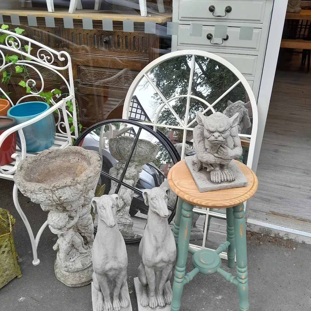 CLARKS FURNITURE