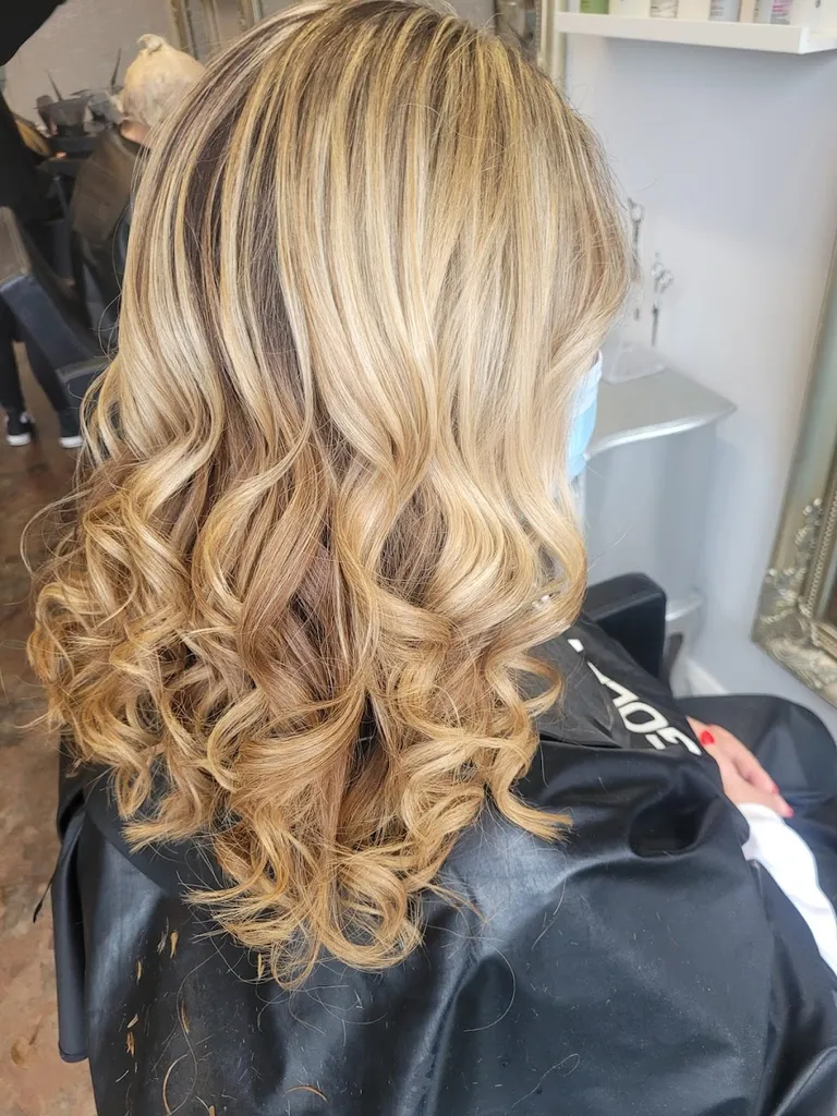 Colours Hair
