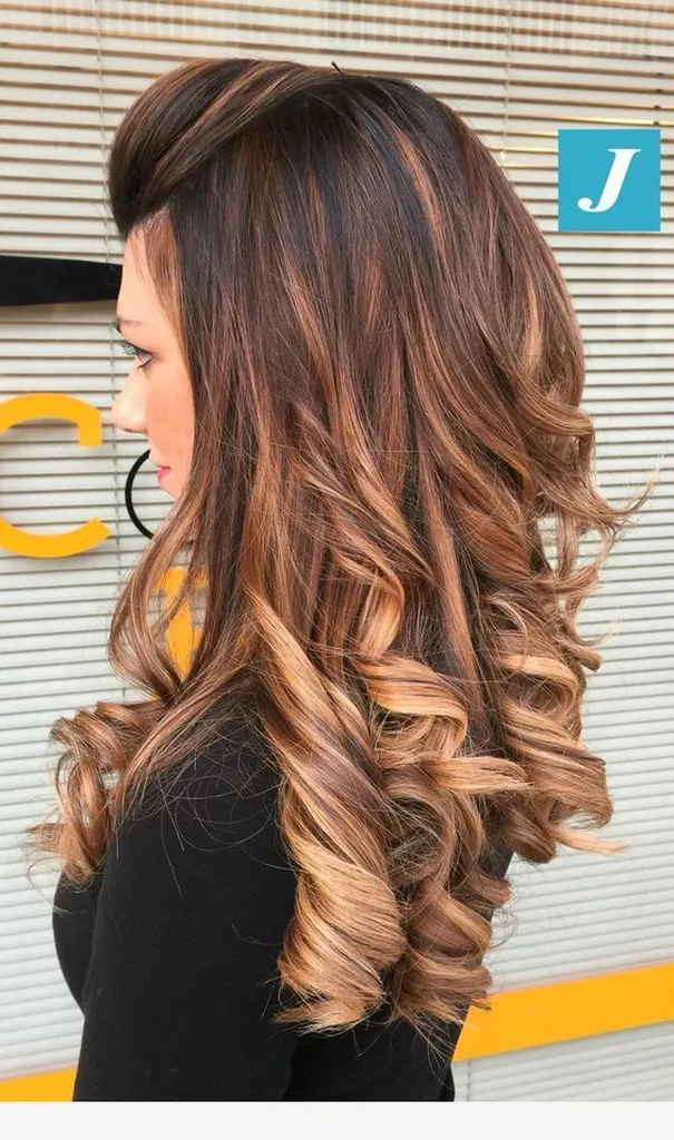 Curl Me Crazy hair salon