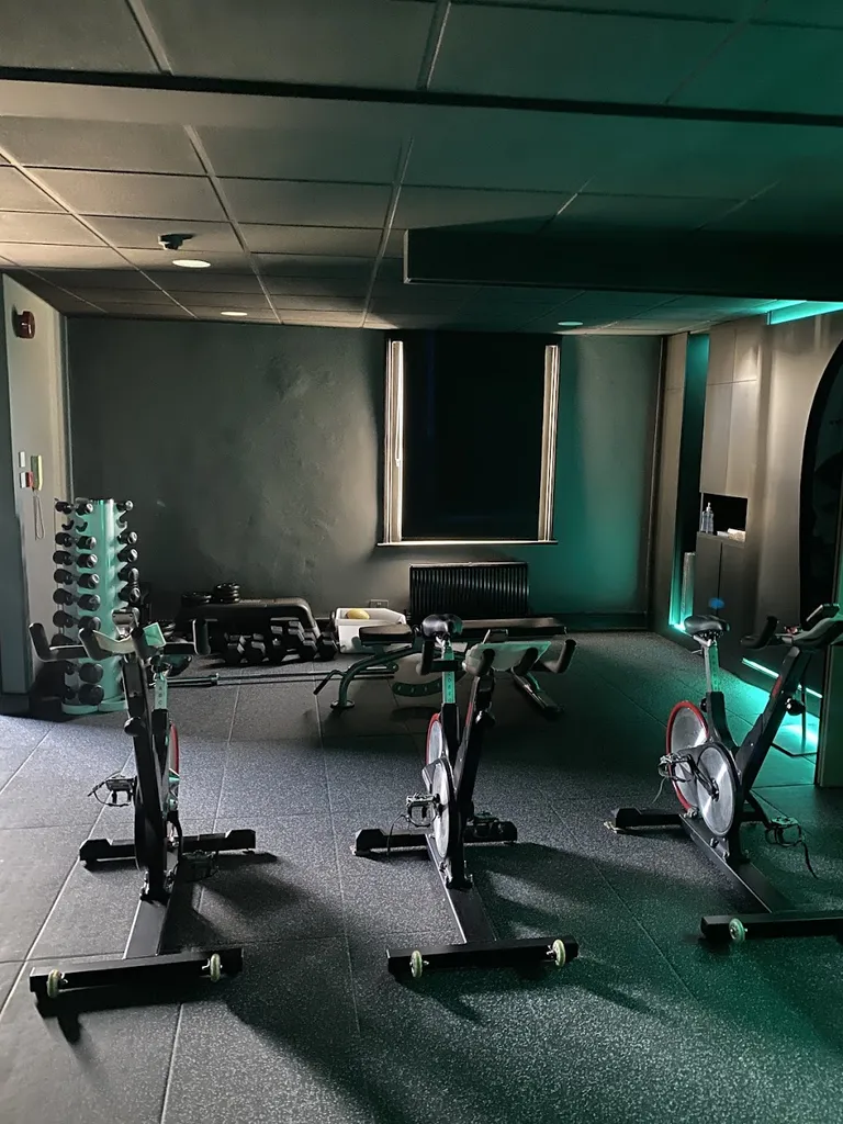 CYKL HAUS BOUTIQUE (Gym,Spinning Classes,Personal Trainer,Chiswick London)