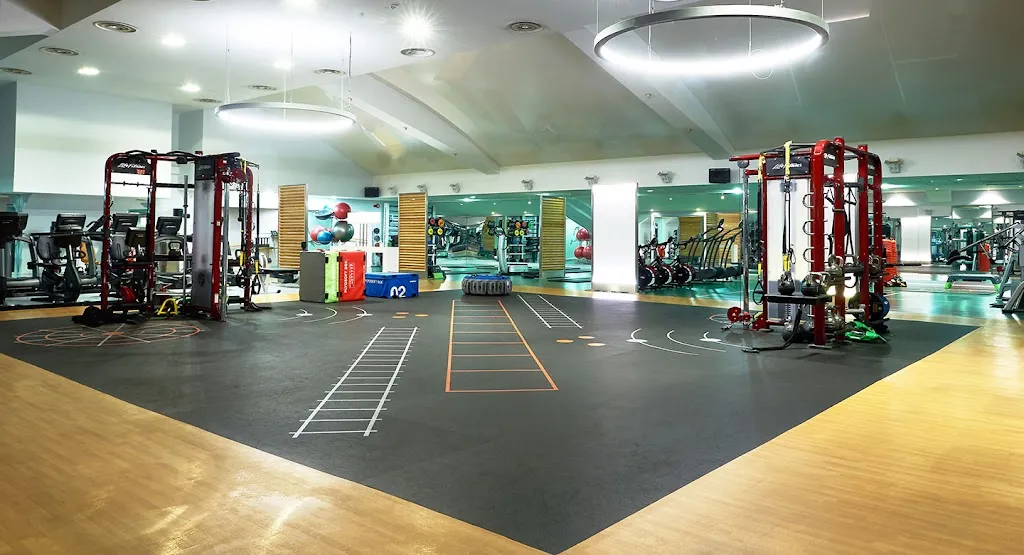 David Lloyd Raynes Park