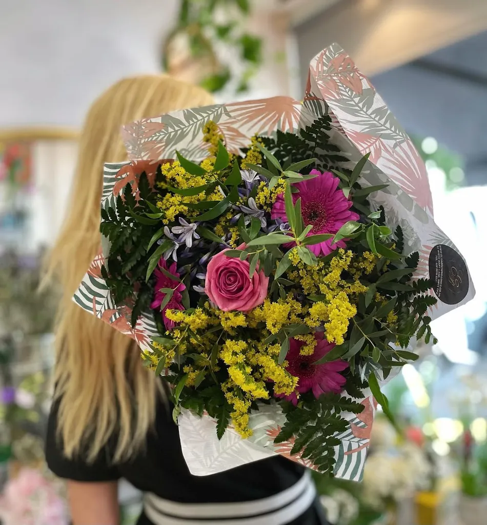 ElsaBrown Flowerstyle