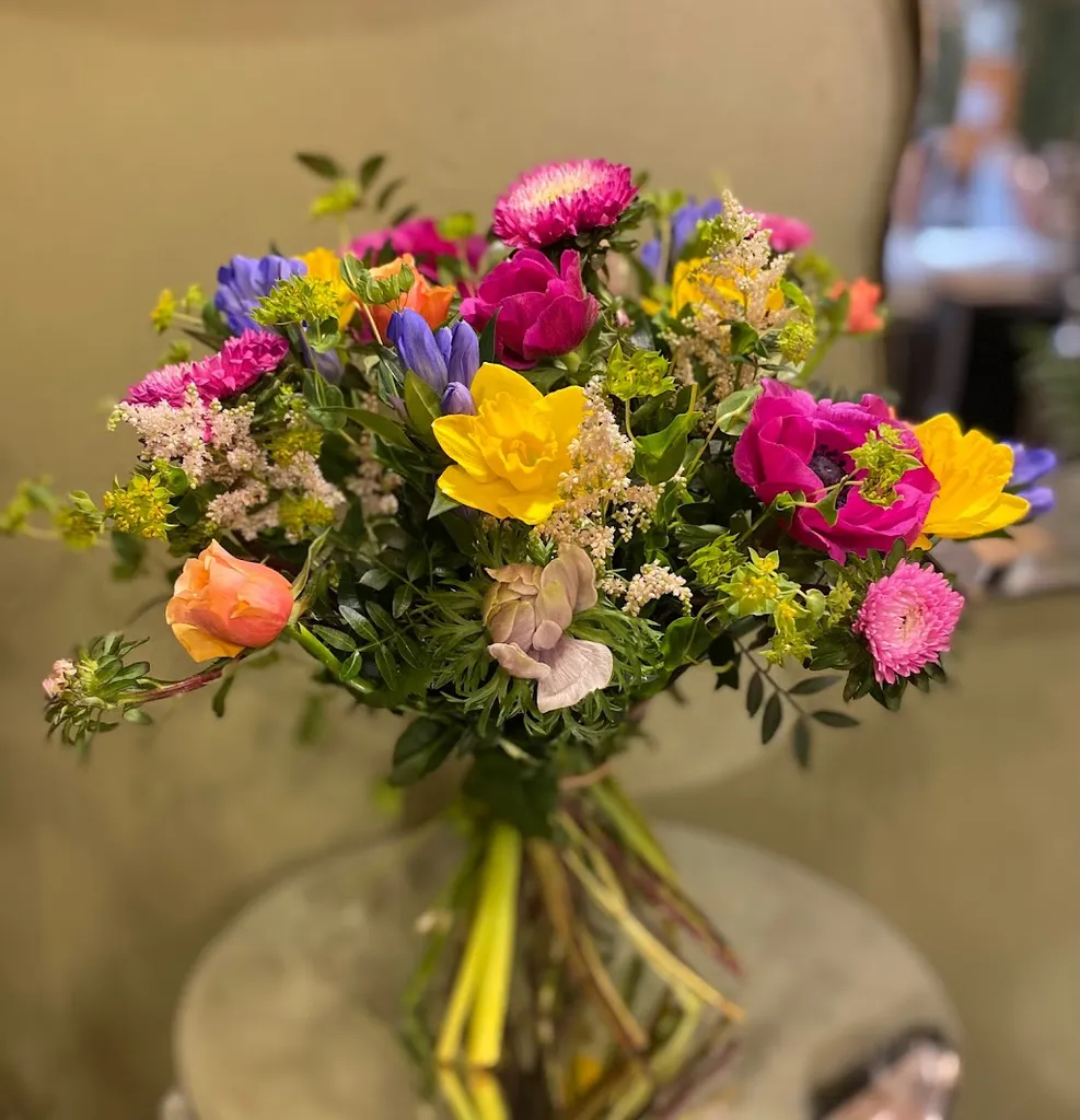 Elunique Flowers and More
